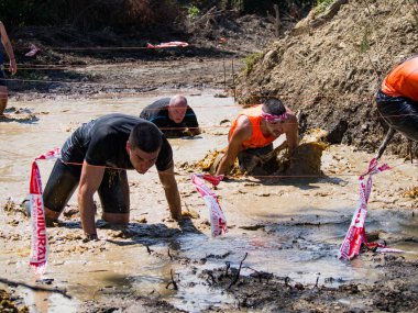 Pontes - samuray Xtreme yarış 2018 sırasında çamur İspanya 07.07.2018 sporcular