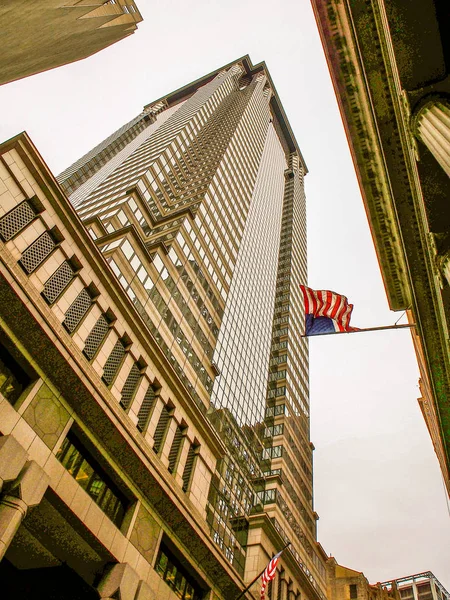 Edificio Nueva York Con Bandera Americana —  Fotos de Stock