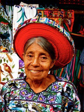 San Pedro - Guatemala, 6 Eylül 2014 - Guatemala güzel kadın kıdemli Portrair