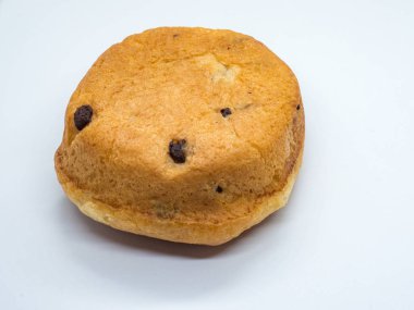 Beyaz zemin üzerine çikolatalı börek