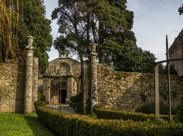 Unga Santa Maria kyrkan i Noia — Stockfoto