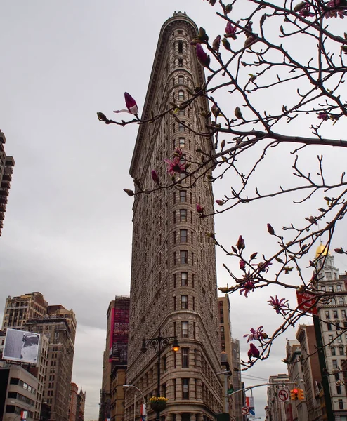 Nueva York - Estados Unidos 14 de abril de 2015 - Edificio Flatiron en —  Fotos de Stock