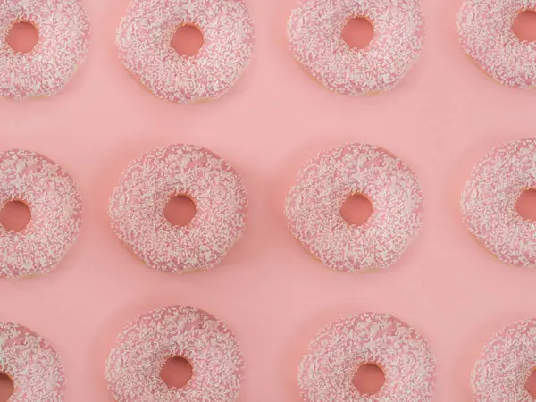 도넛에 배경에 링클스 무늬가 — 스톡 사진