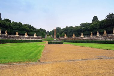 Floransa, İtalya, 20 Eylül 2020. Boboli Bahçeleri, Floransa 'nın 1766' da Medici için tasarlanmış tarihi bir parkıdır.