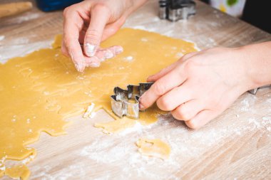 Kurabiye için hamur kesme pasta