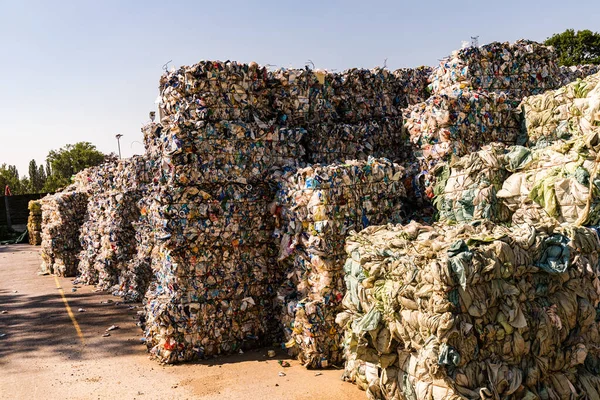 Plastica Cernita Pronta Spedizione Aziende Specializzate Nel Trattamento Dei Rifiuti — Foto Stock