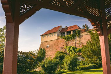 Kale 'deki Schlossberg tepesindeki Pavillion' dan görüntü