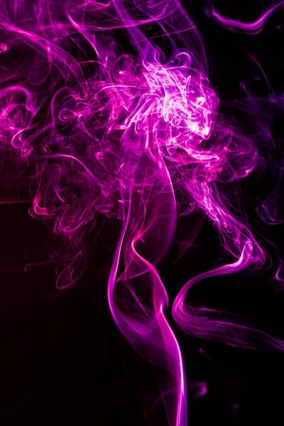 Violeta Abstrato Forma Fumaça Contra Fundo Preto Fundo Abstrato Foco — Fotografia de Stock