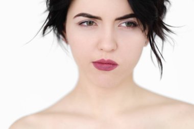 duygu şüpheli düşünceli şüpheli kadın yüz