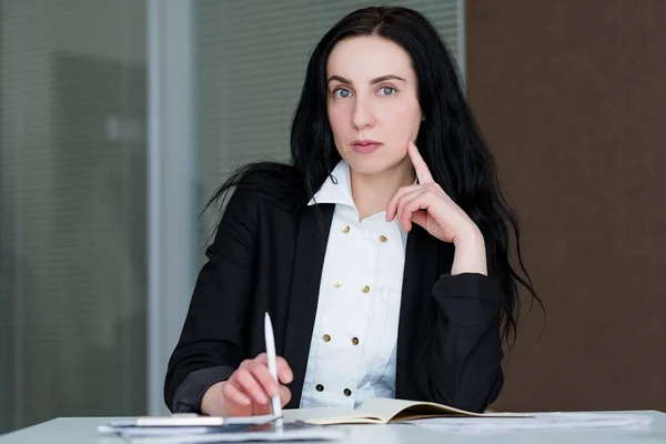Professional business lady corporate company ceo — Stock Photo, Image