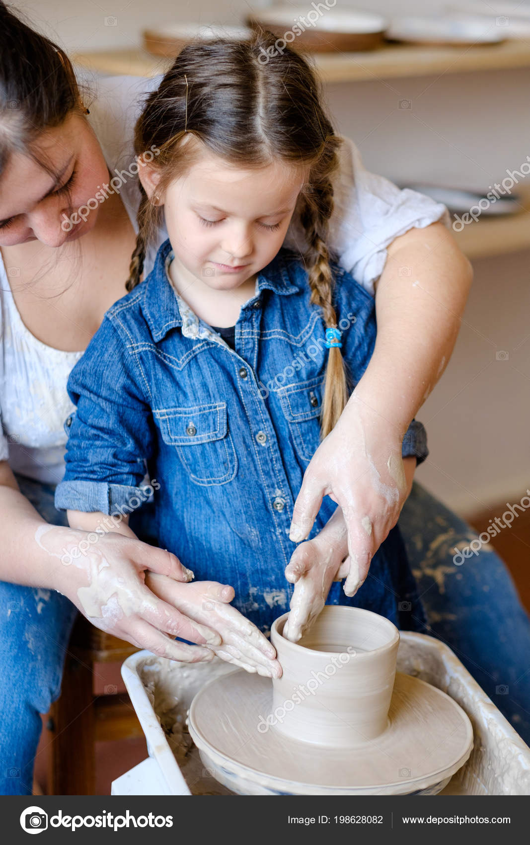 Pottery craft artisan teach child clay — Stock Photo © golubovy 198628082