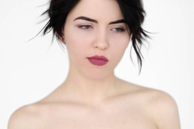 duygu düşünceli dalgın dalgın hüzünlü kadın yüz