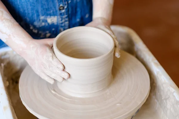 Pottery skill traditional child potter shape clay — Stock Photo, Image