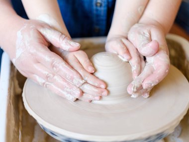 Seramik sanat terapisi yaratıcı dinlendirici boş zaman kil
