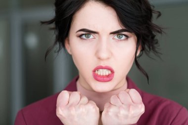 emotion face furious angry woman rage teeth clipart