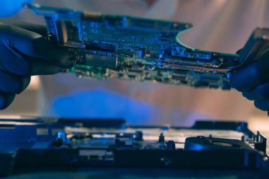 bilgisayar donanım Mikroelektronik bileşen