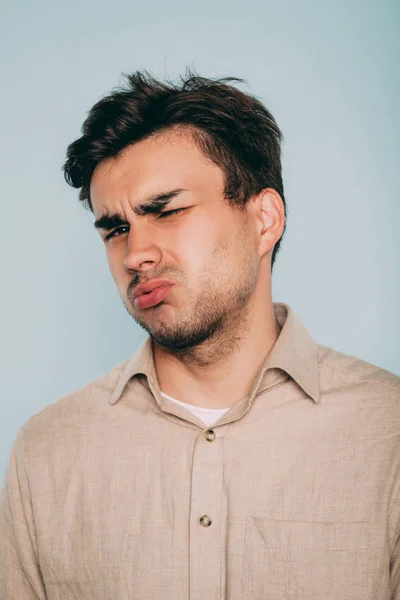 Man cringe disgust nausea facial expression — Stock Photo, Image