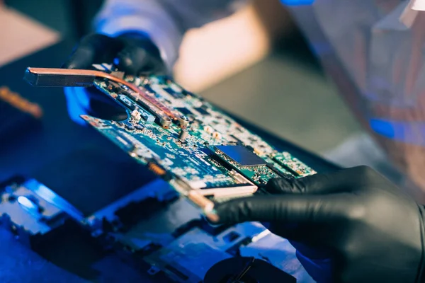 Placa base de ingeniería de hardware informático —  Fotos de Stock