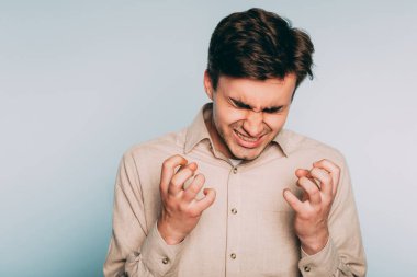 çileden çıkardı öfke öfke adam çılgına öfke duygu