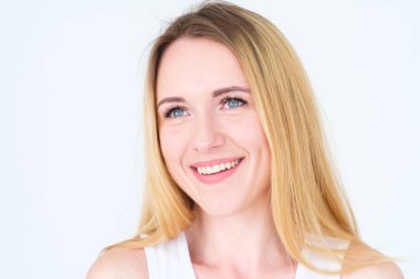 duygu yüz mutlu gülümseyerek içerik kadın çok memnun