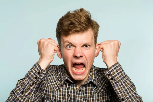 Emotional breakdown angry crazy man screaming — Stock Photo, Image