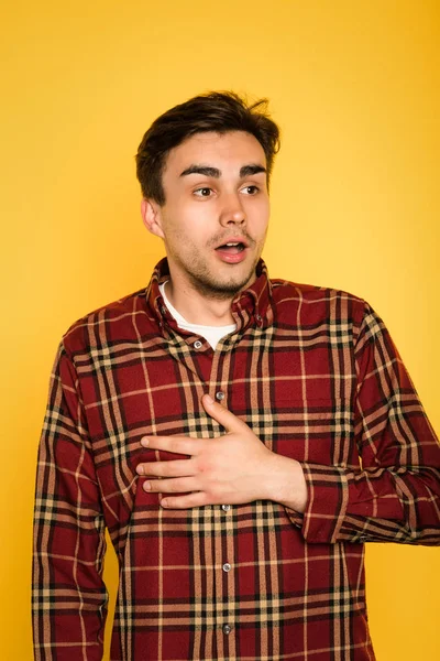 duygu soluyarak hayran hayretler içinde adam şaşırttı