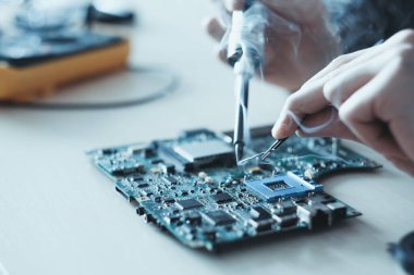 teknoloji eğitimi lehim anakart bileşen