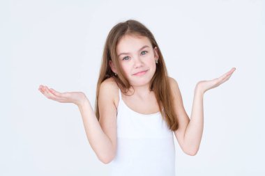 duygu clueless çocuk Asansör eller dehşet karıştı