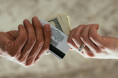 dolandırıcılık yasadışı para çekme muhasebe finans