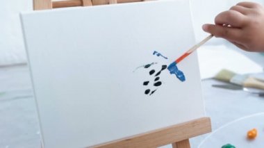 boş zaman sanat yetenek çocuk soyut resim çizim