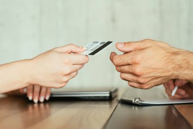 Online bankacılık elektronik para transferi kartı