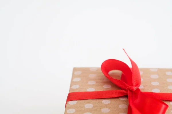 Vánoční přítomen Dárkový box řemeslo balíček Woman — Stock fotografie