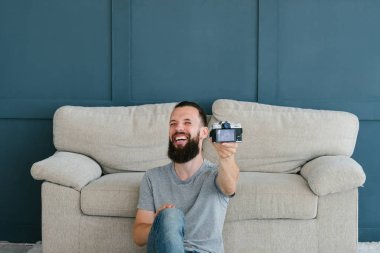 adam kayıt video teknolojisi kamera akışı blog