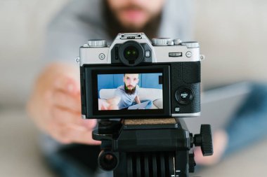 vlog serbest adam video içerik kamera çekim