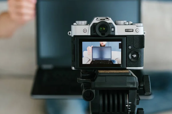 Video skapande bild man kamera skärm film — Stockfoto