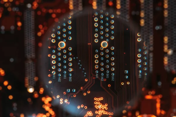PCB geleidende track elektronische componenten hardware — Stockfoto