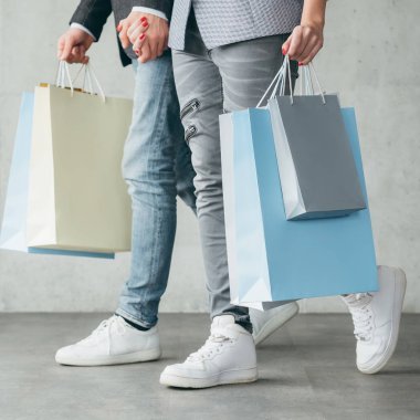 Alışveriş tatil hediye rahat çift tutun çanta yürümek