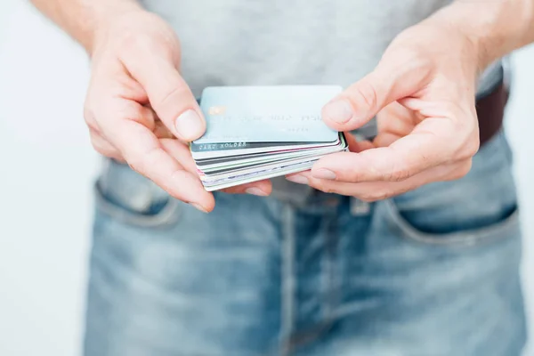 Creditcard online operatie Bank man houden — Stockfoto