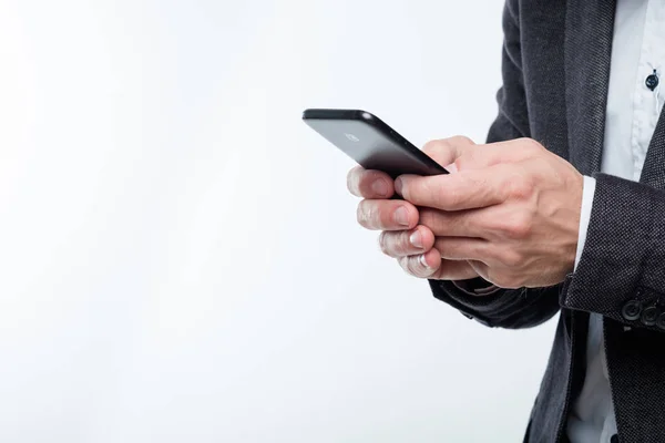 Hombre manos teléfono móvil tecnología comunicación —  Fotos de Stock