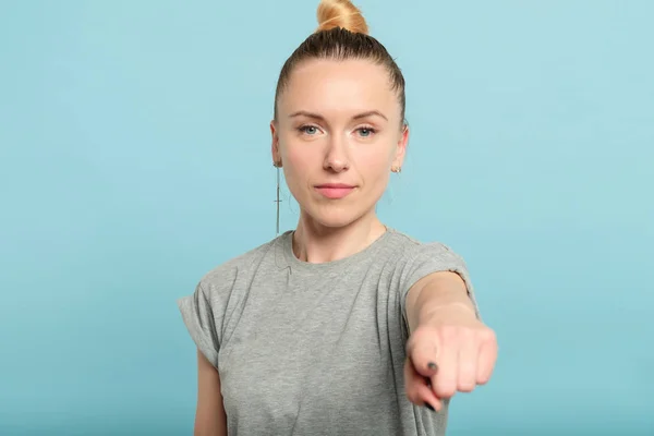 Válassza a nő mutató ujj propaganda poszter — Stock Fotó