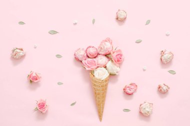 kavramsal çiçek kompozisyon şenlikli gül dekor