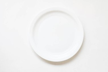 porselen yemek takımı Çin boş yuvarlak tabak mockup