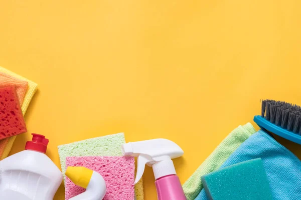 Desinfectie schoonmaken levert diverse kopie ruimte — Stockfoto