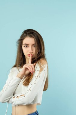 sessiz çekici kadın: de ki hush kopya alanı