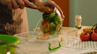 yemek hazırlık beslenme sebze plastik konteyner