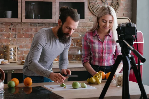 Vlog hälsosam kost mat blogg par video — Stockfoto