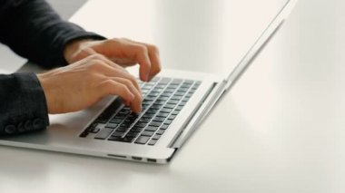 hız yazarak online hızlı adam el laptop Değerlendirmeler