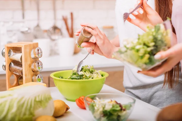 Matlagning hobby ekologiska livsmedel hälsosam livsstil — Stockfoto