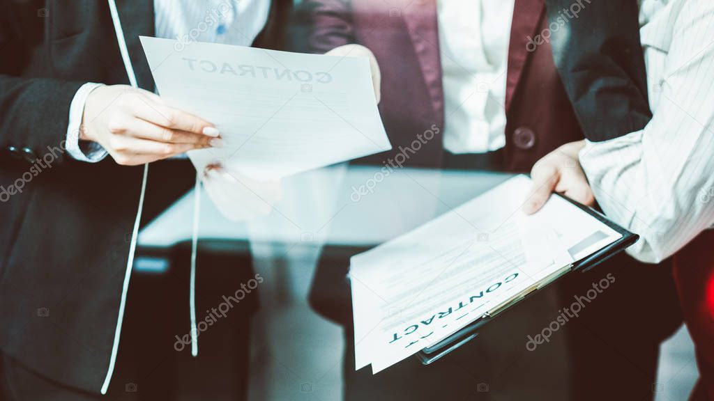 corporate lawyers business contract communication