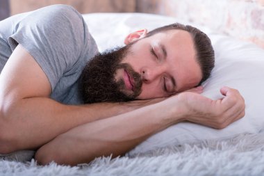 adam uyurken sağlık dostum uyku portre